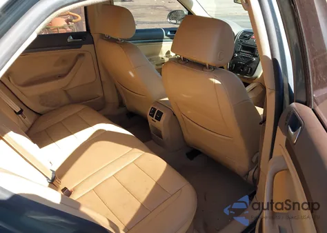 2006 Volkswagen Jetta Tdi from USA, damaged, VIN 3VWST71K86M644664